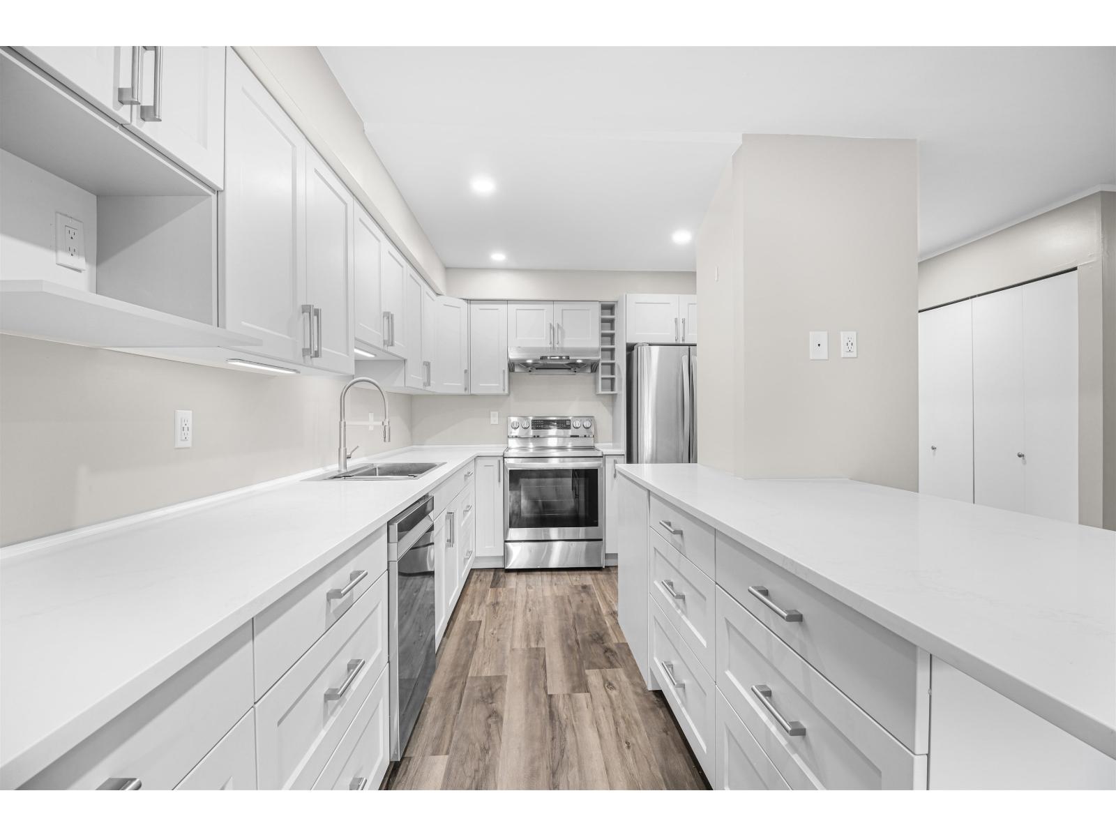 9635 121 Street Unit 116, Surrey, BC V3V 7L8