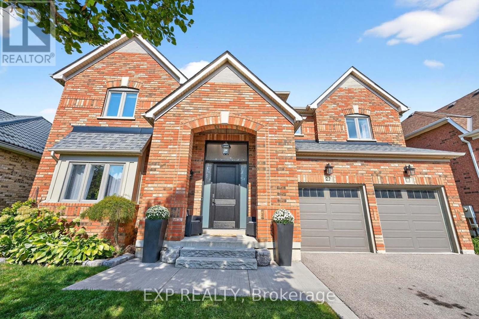 27 Grist Mill Dr, Halton Hills, ON L7G 6C2