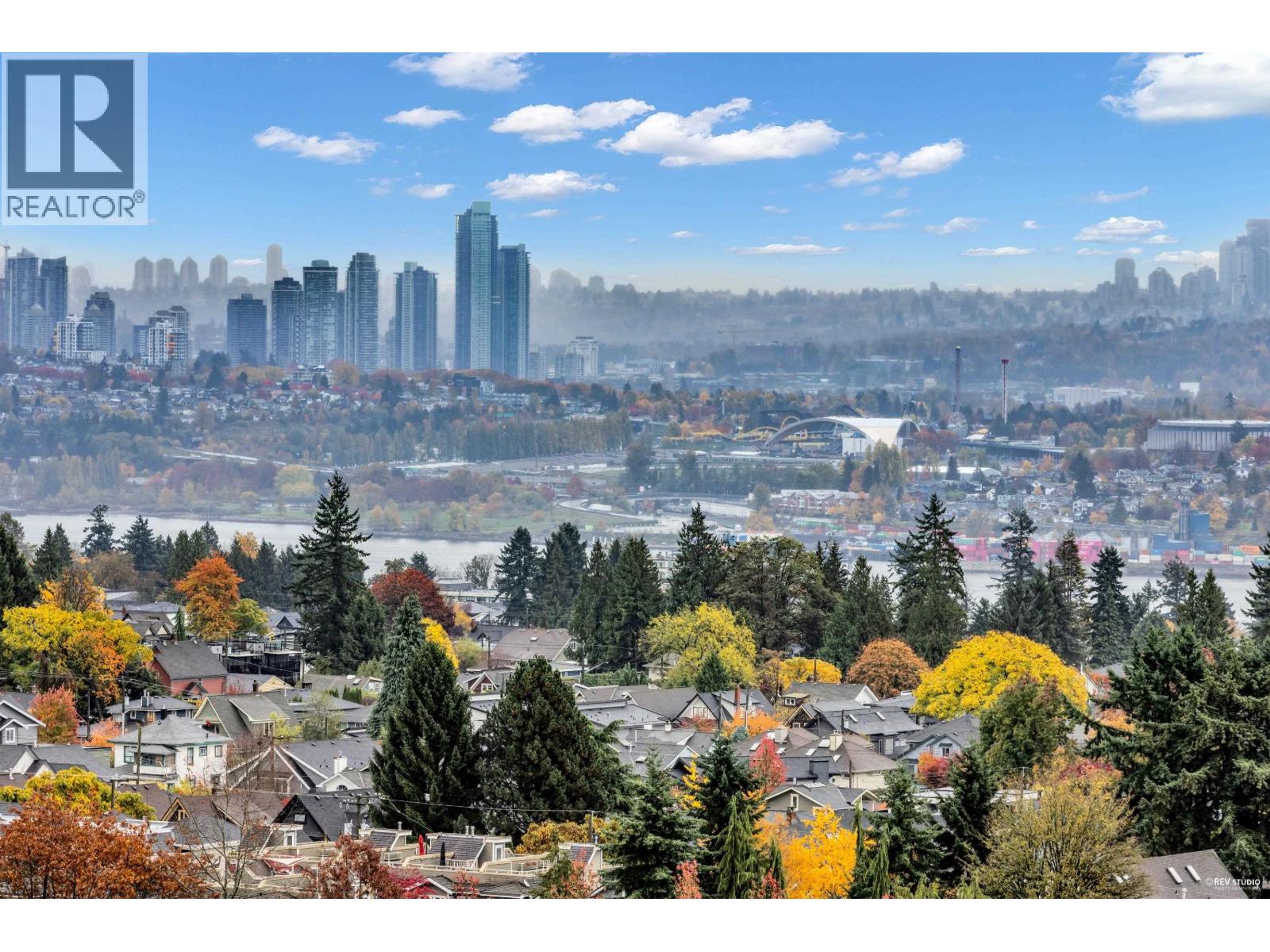 125 E 14th Street Unit 1610, North Vancouver, BC V7L 0E6