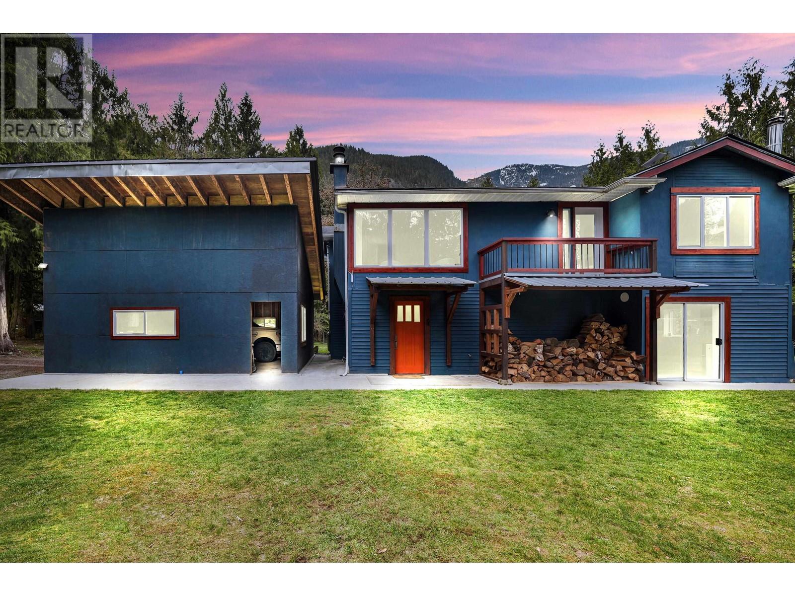 14886 Squamish Valley Rd, Squamish, BC V0N 1H0