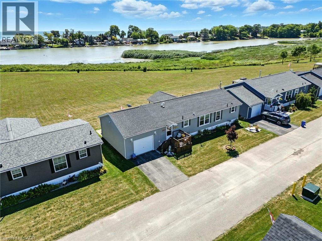 55 Riverbend Cres, Nanticoke, ON N0A 1L0