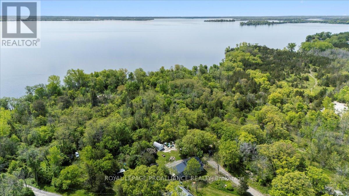 31 Ashe Cres, Belleville, ON K8N 4Z4