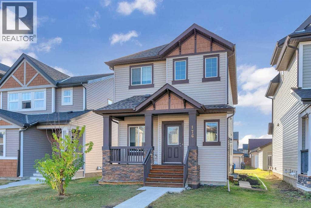 176 Skyview Point Rd NE, Calgary, AB T3N 0K4