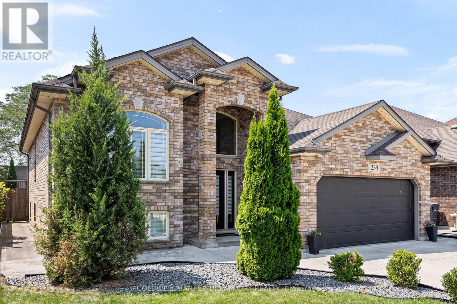 239 Branton Cres, Lakeshore, ON N9K 1E2