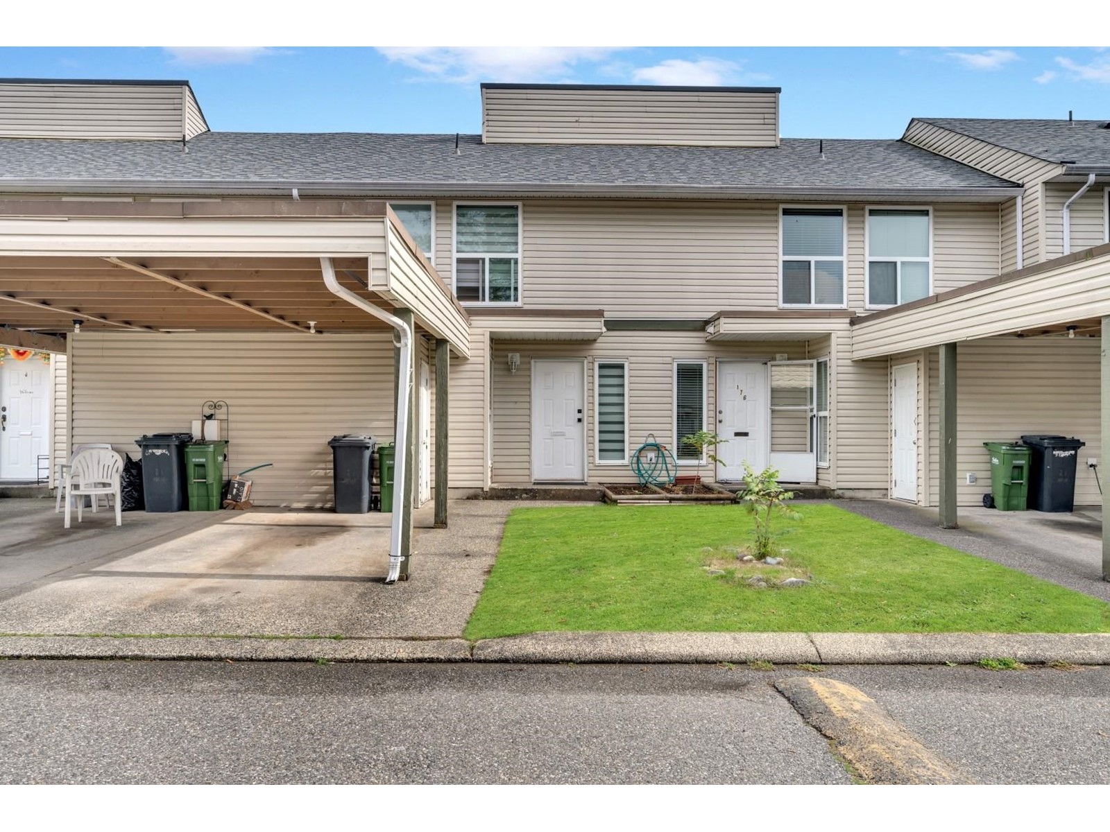 32550 Maclure Road Unit 177, Abbotsford, BC V2T 4N3