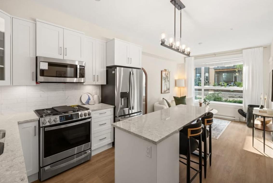 20932 83 Avenue Unit 211, Langley, BC V2Y 0K8