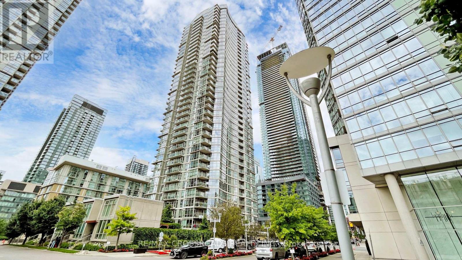 901 10 Navy Wharf Ct, Toronto, ON M5V 3V2