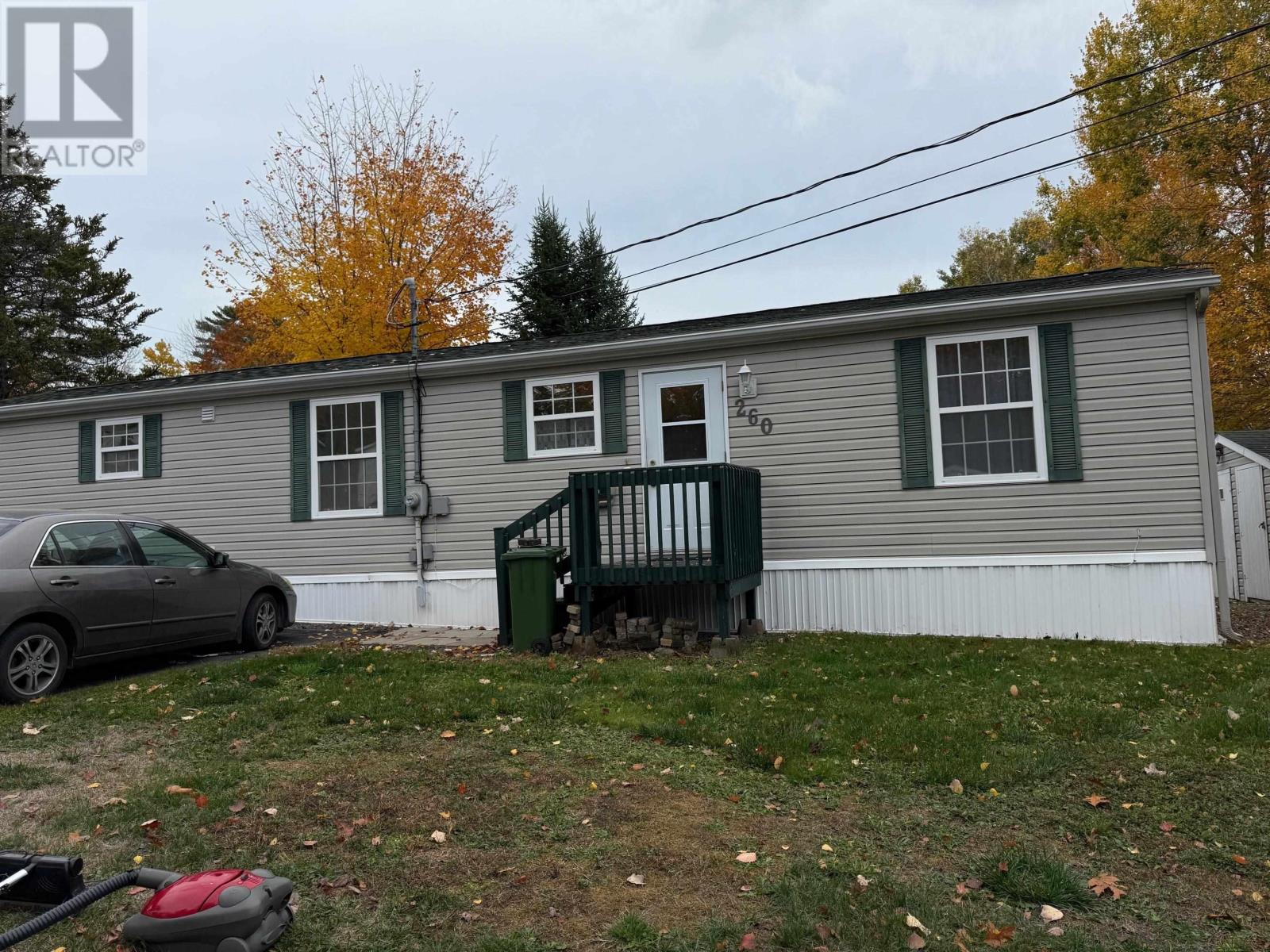 260 Seasons Dr, Bridgewater, NS B4V 2H6