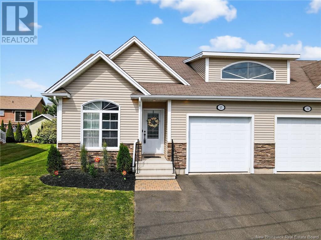 17 Sandy Ln, Moncton, NB E1G 0P3