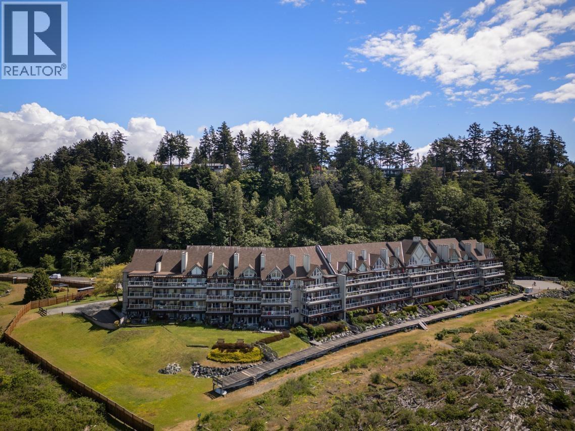 1120 Tsatsu Shores Drive Unit 319, Delta, BC V4M 4G3