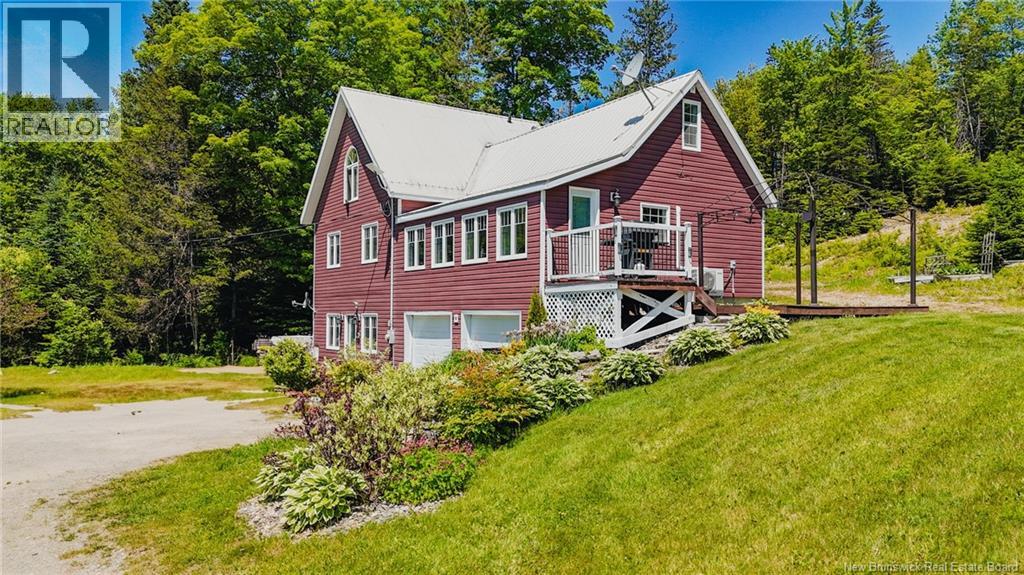 534 Kenneth Rd, Glassville, NB E7L 1V3