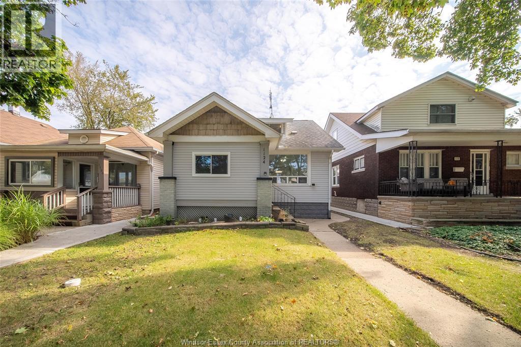 1124 Janette, Windsor, ON N9A 5A5