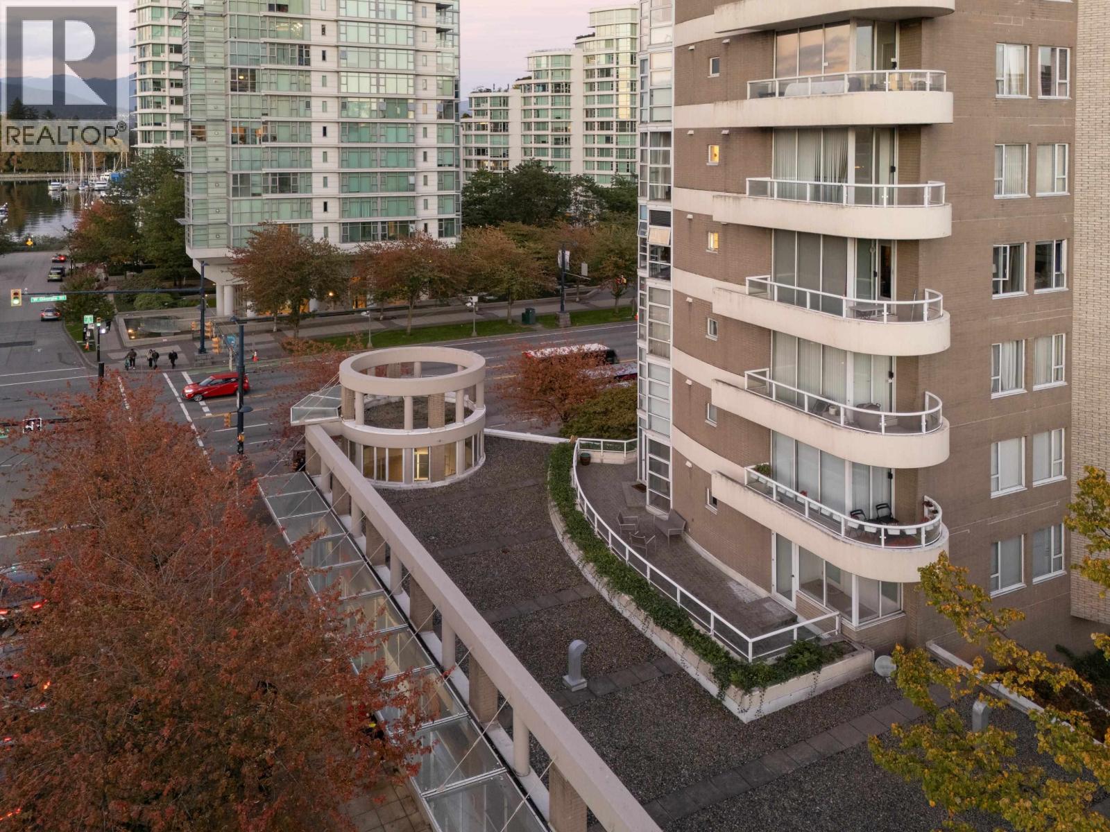 1788 W Georgia Street Unit 201, Vancouver, BC V6G 2V7