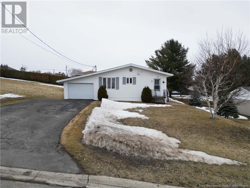 150 Hennigar Rd, Grand Falls, NB E3Y 1B3