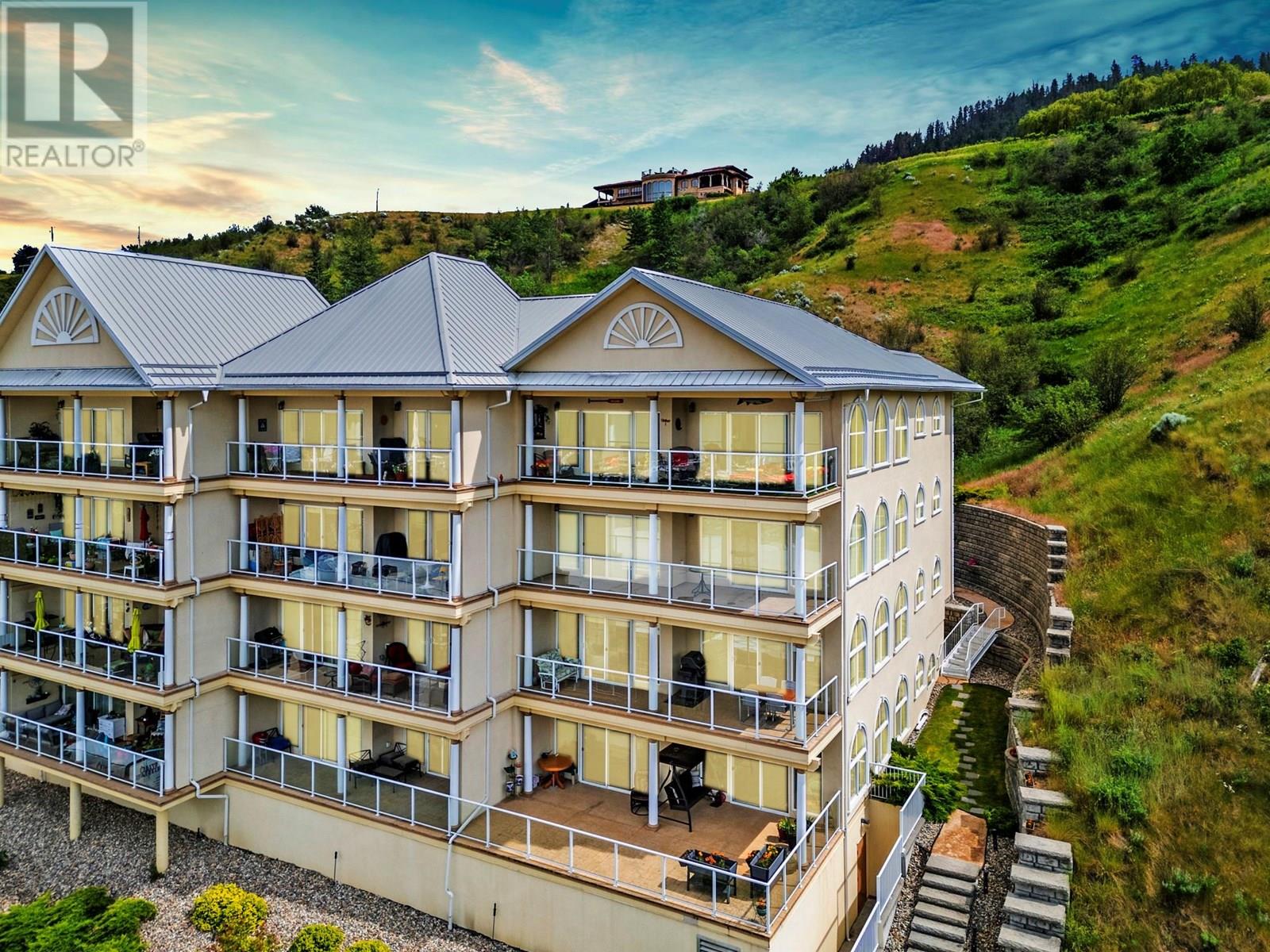 7922 Okanagan Landing Road Unit 401, Vernon, BC V1H 2K5