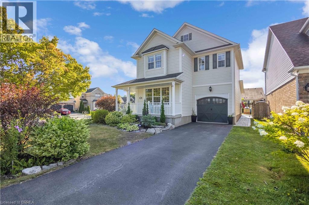 27 Shantz Ave, Brantford, ON N3T 0A6