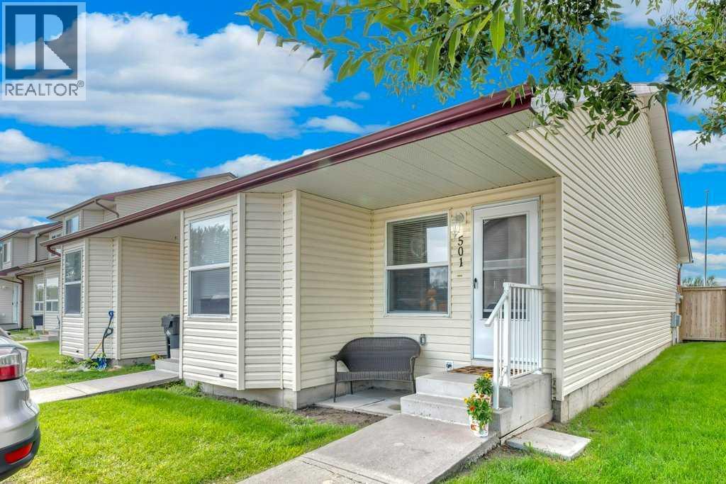 501 Eagleview Pl NW, High River, AB T1V 1Y6