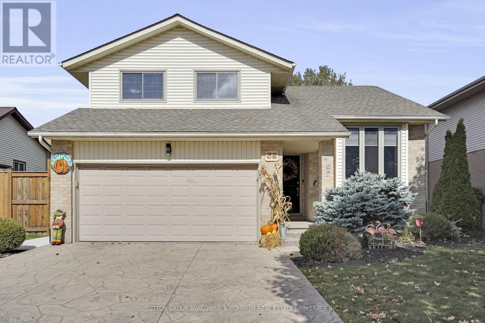 59 Golfview Cres, London, ON N6C 5N3