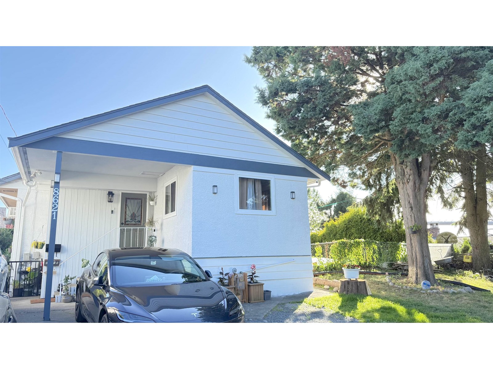 8621 Arpe Rd, Delta, BC V4C 3Y1