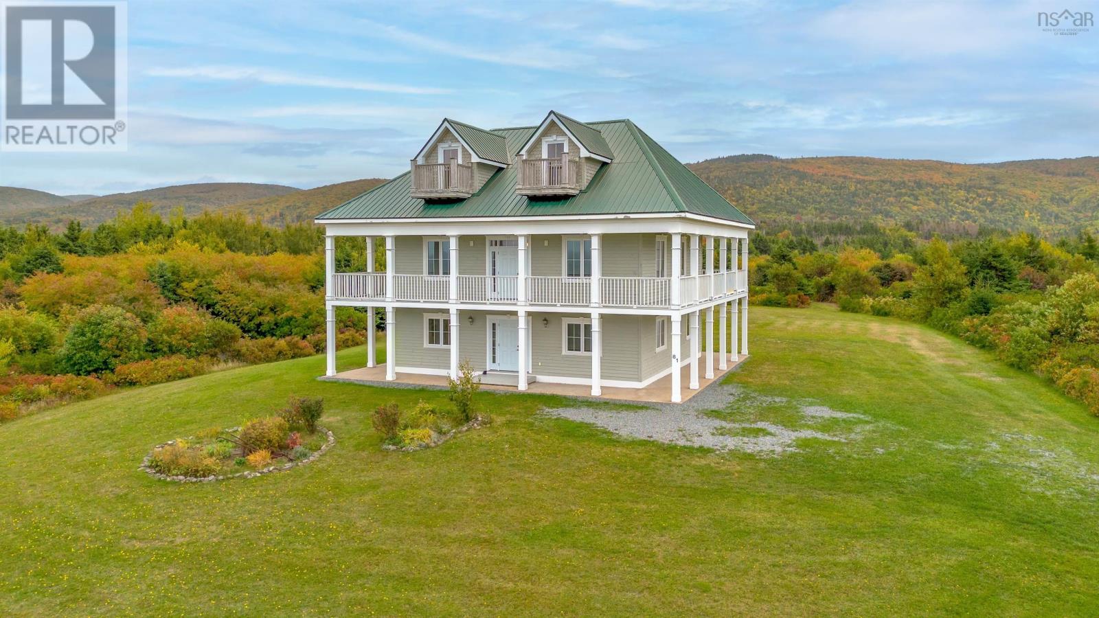 81 Aucoin Doucet Rd, Cap Le Moine, NS B0E 3A0