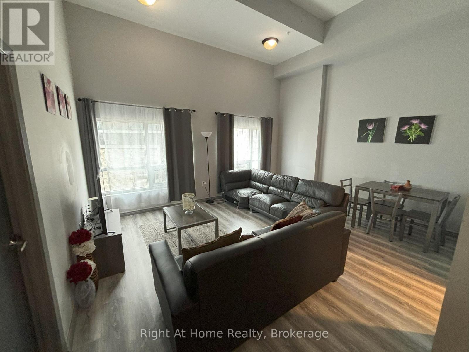 275 Larch Street #f107, Waterloo, ON N2L 0J3