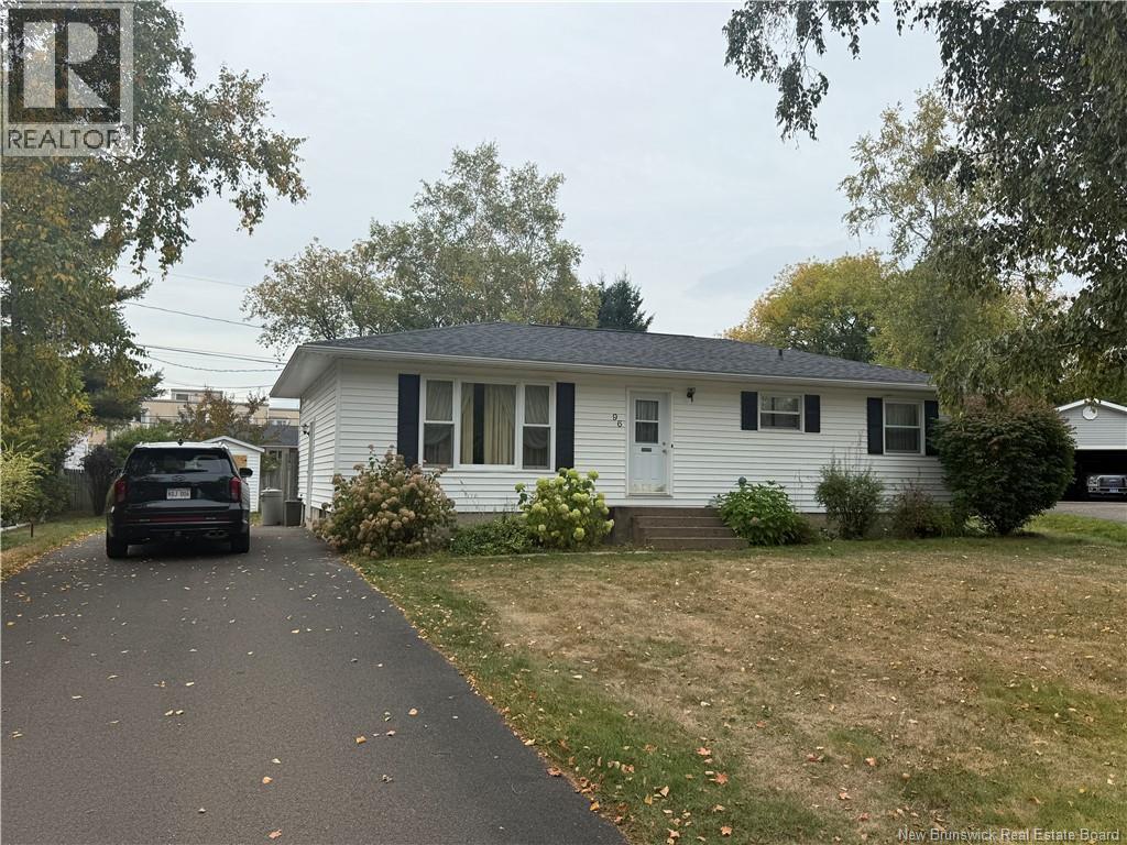 96 Kent St, Fredericton, NB E3A 4Y1