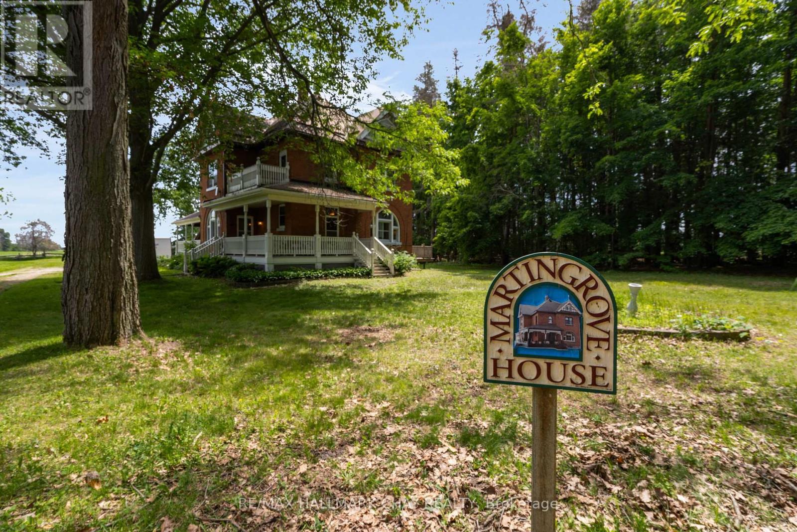1407 Flos 8 Rd W, Springwater, ON L0L 1P0