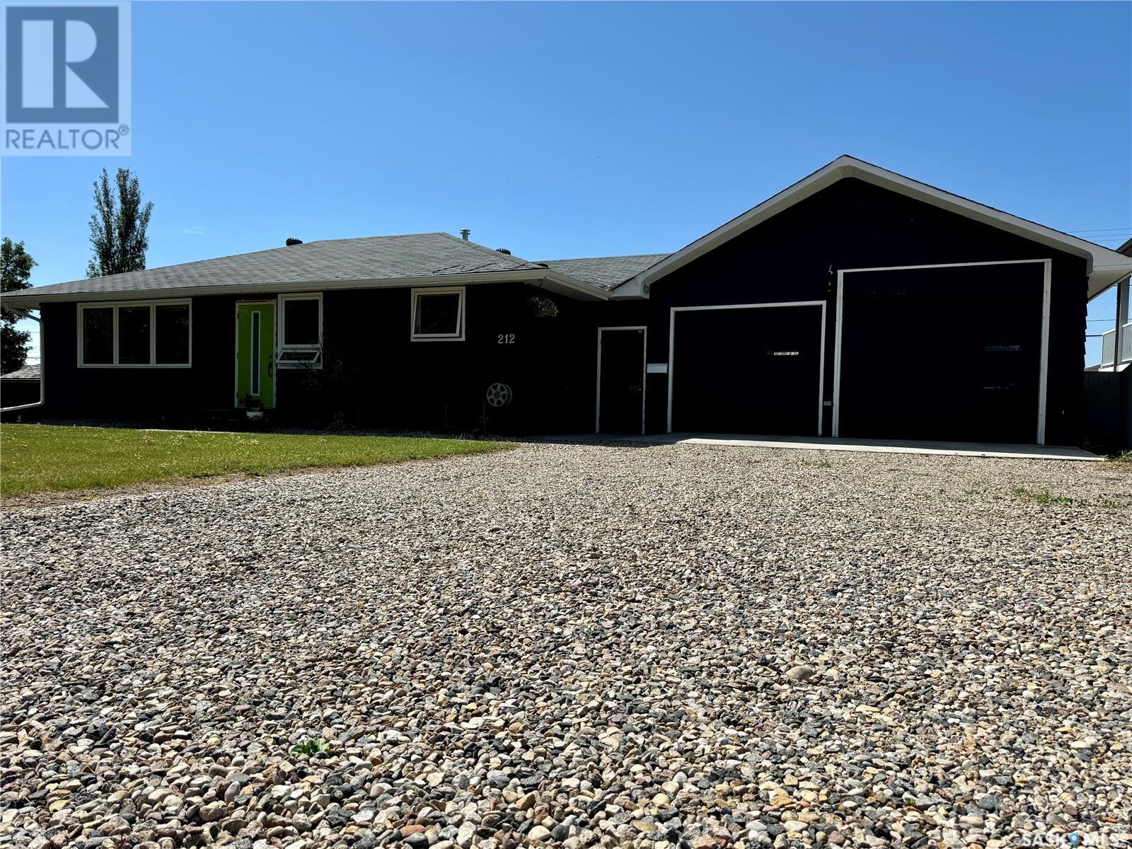 212 Taylor Ave, Springside, SK S0A 3V0