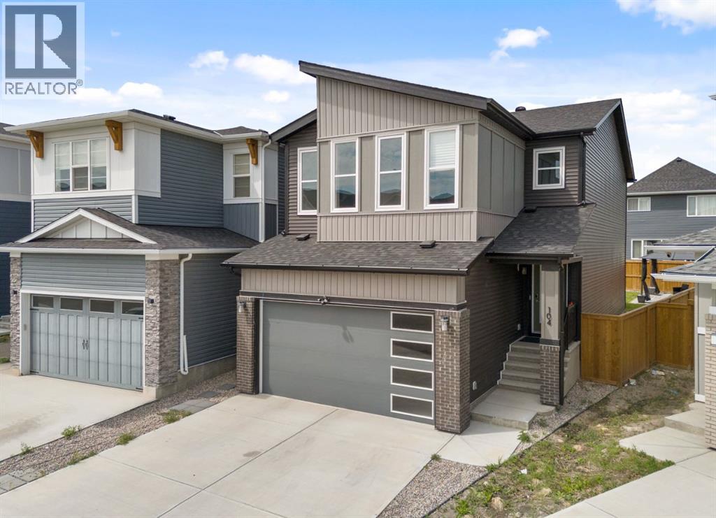 104 Carringsby Mnr NW, Calgary, AB T3P 1T6