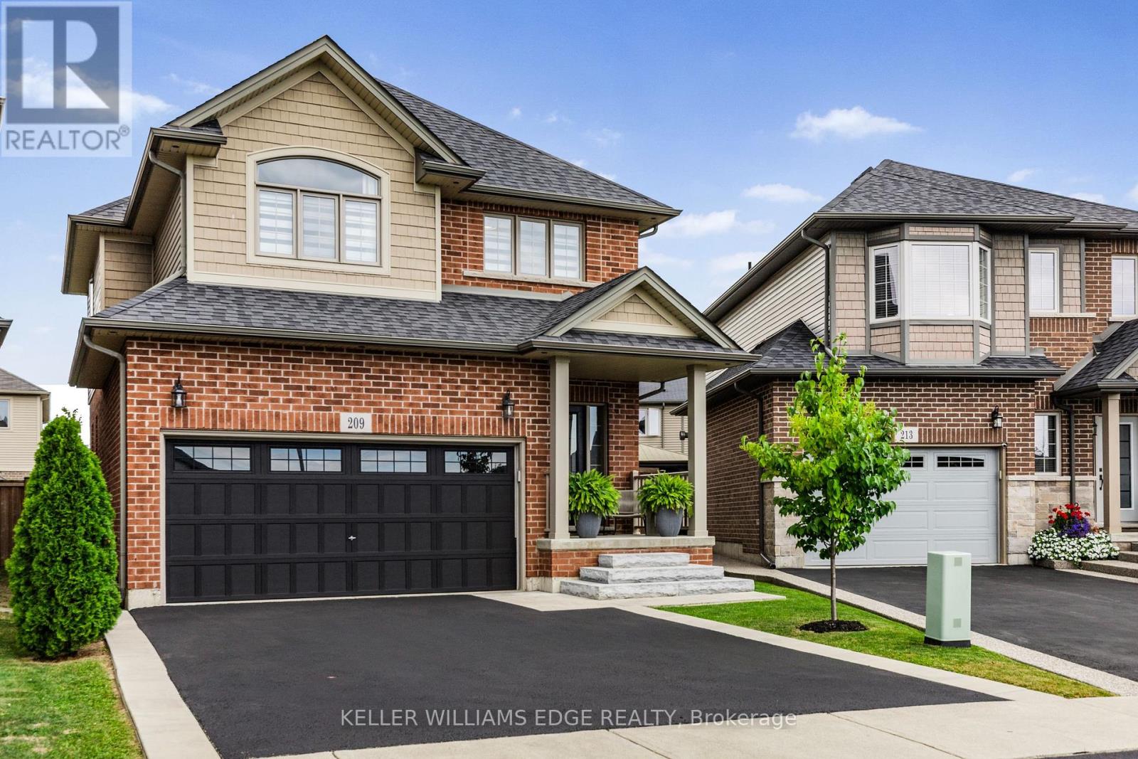 209 Echovalley Dr, Hamilton, ON L8J 0H1