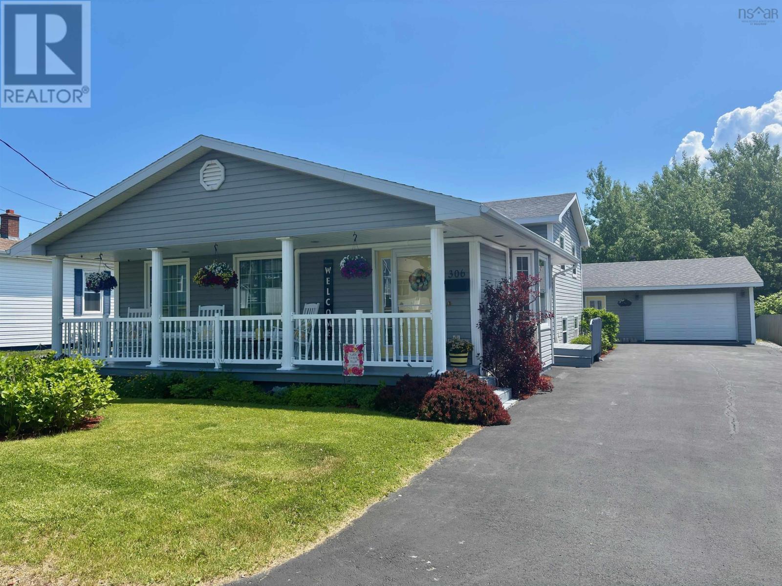 306 Irish Brook Rd, New Waterford, NS B1H 3C4
