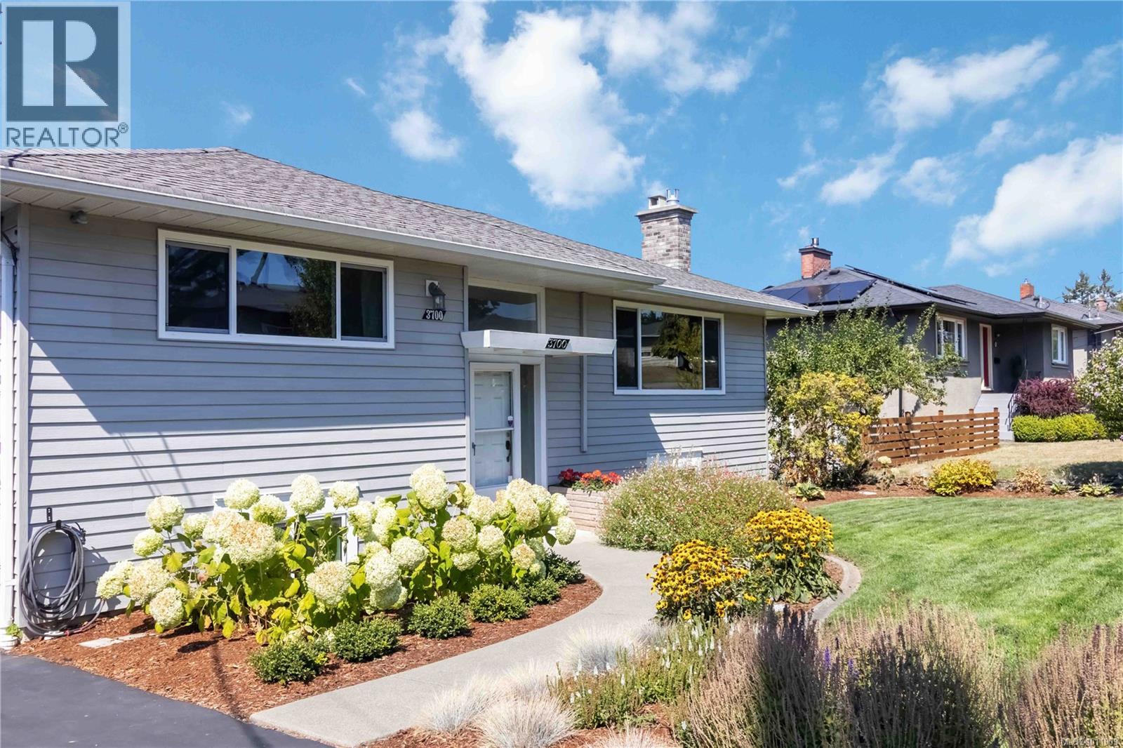 3700 Raymond St S, Saanich, BC V8K 4K1