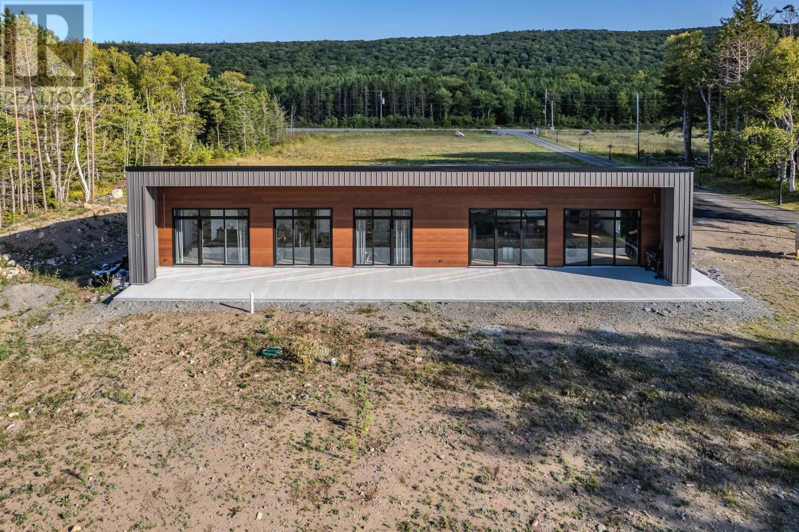 5416 E Bay Hwy, Ben Eoin, NS B1J 1P4