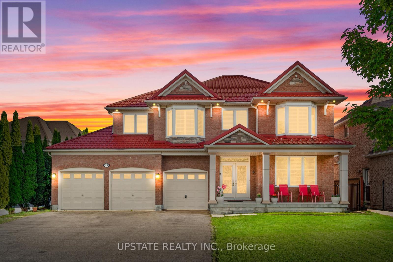 28 Cosmo Ct, Brampton, ON L6P 1G2