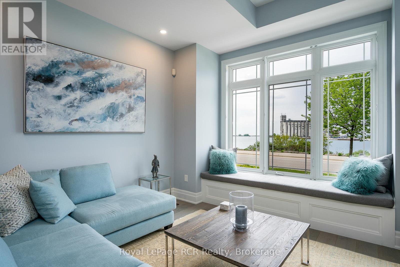 16 Wheelhouse Cres, Collingwood, ON L9Y 0J9