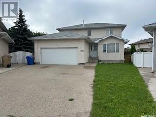 3827 Britannia Pl E, Regina, SK S4V 2Z6