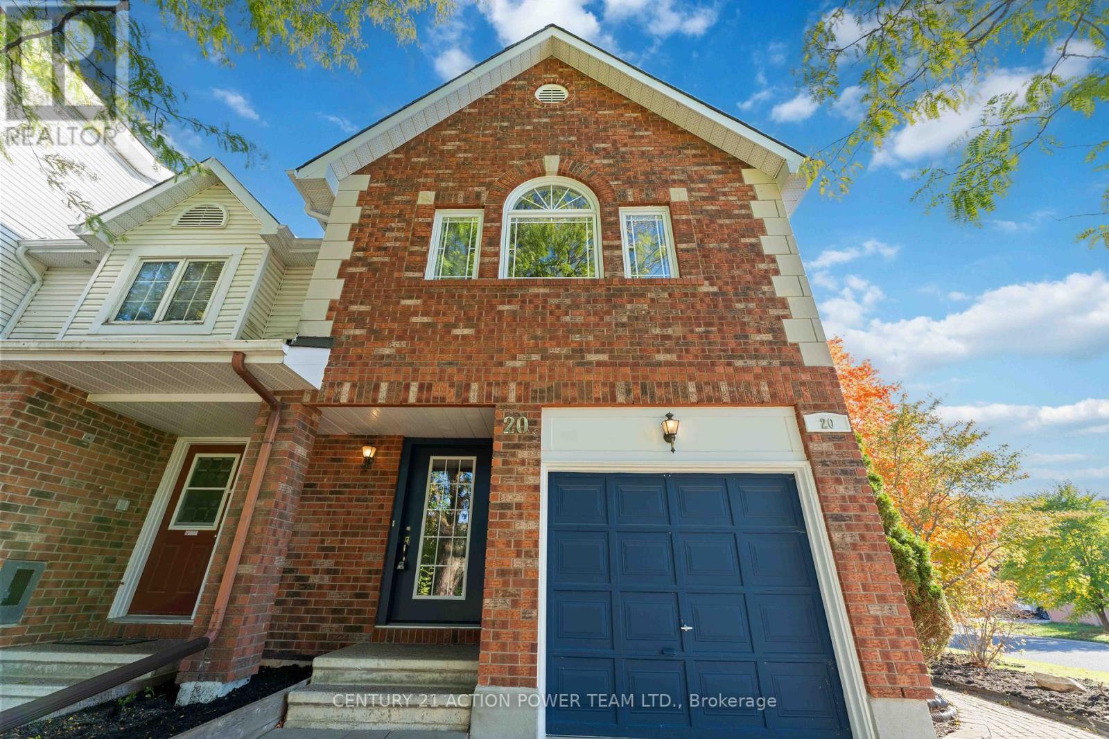 20 Woodford Way N, Ottawa, ON K2J 4C4