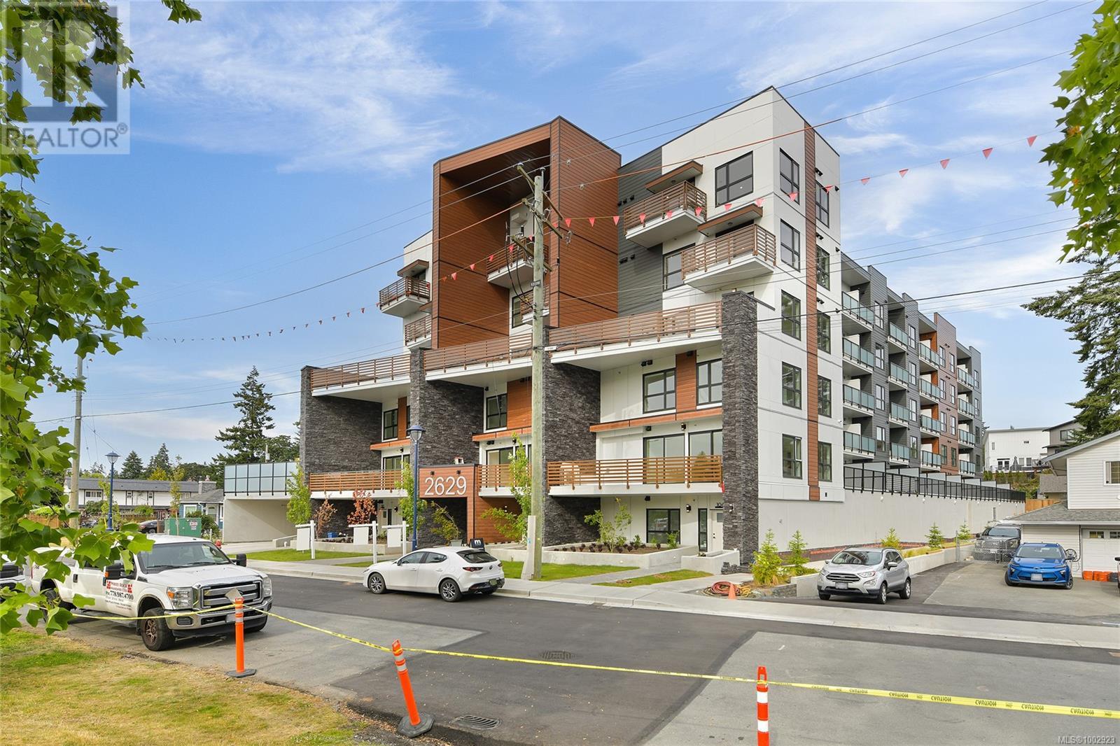 2629 Millstream Rd Unit 409 Rd, Langford, BC V9B 3R8