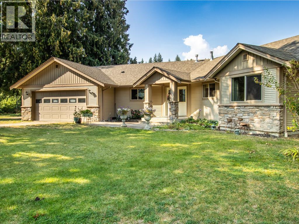 50 Street Ne Unit 4571, Salmon Arm, BC V1E 1Y6