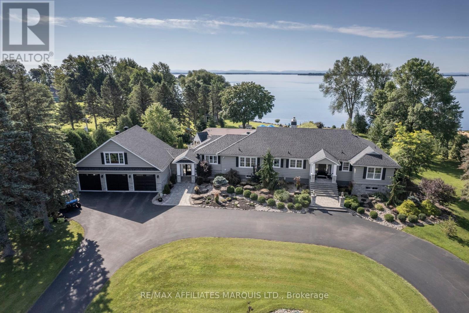 20288 County Road 2 Rd, South Glengarry, ON K0C 2E0