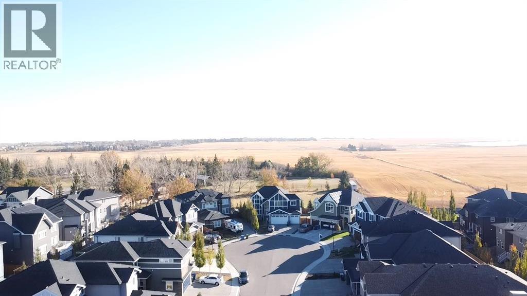 321 Kinniburgh Cv, Chestermere, AB T1X 0P4