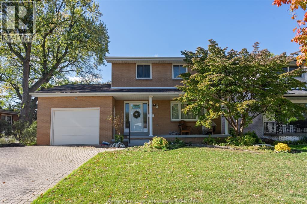 2517 Gail Rd, Windsor, ON N8W 2Z7