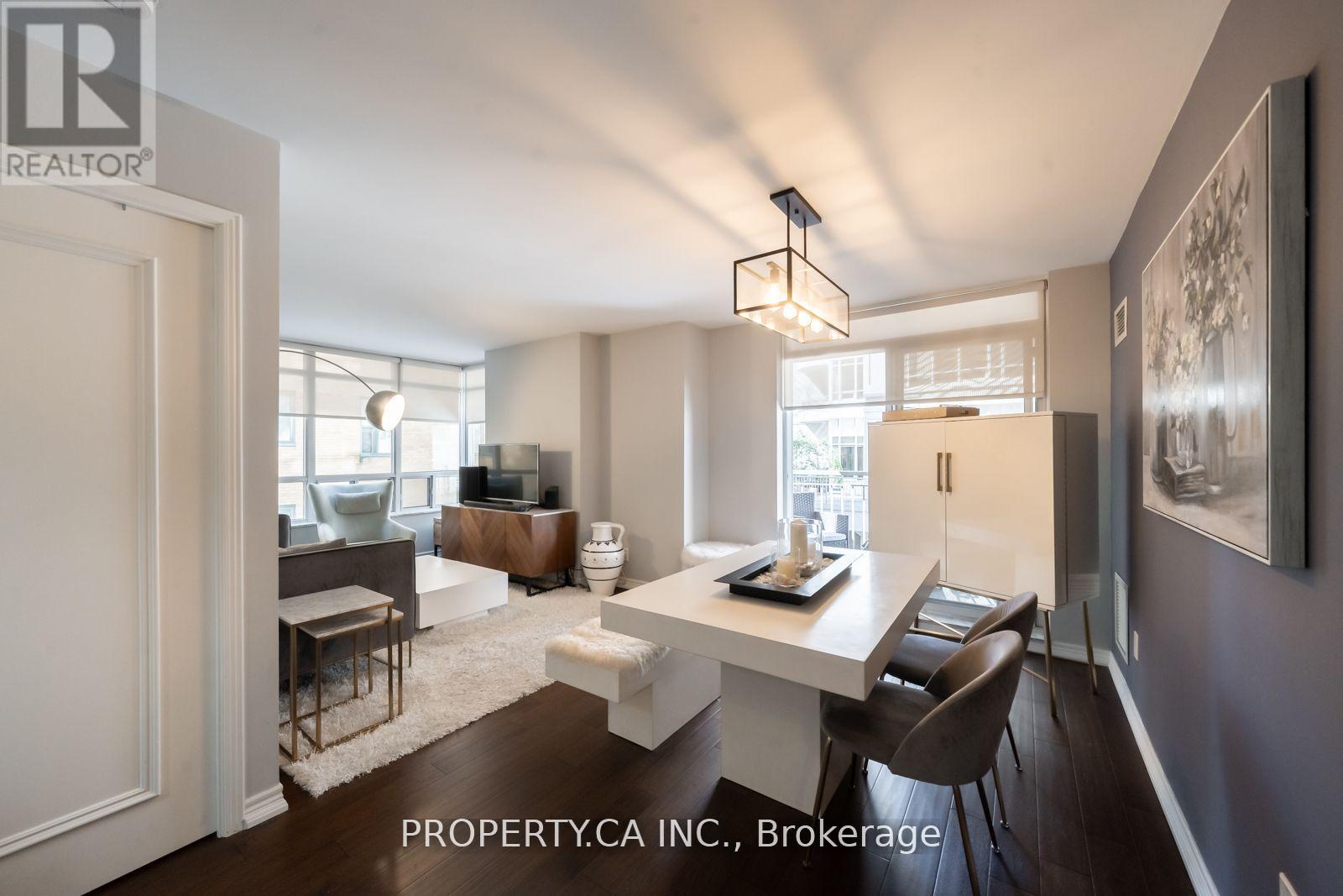 202 60 St Clair Ave W, Toronto, ON M6E 1A3