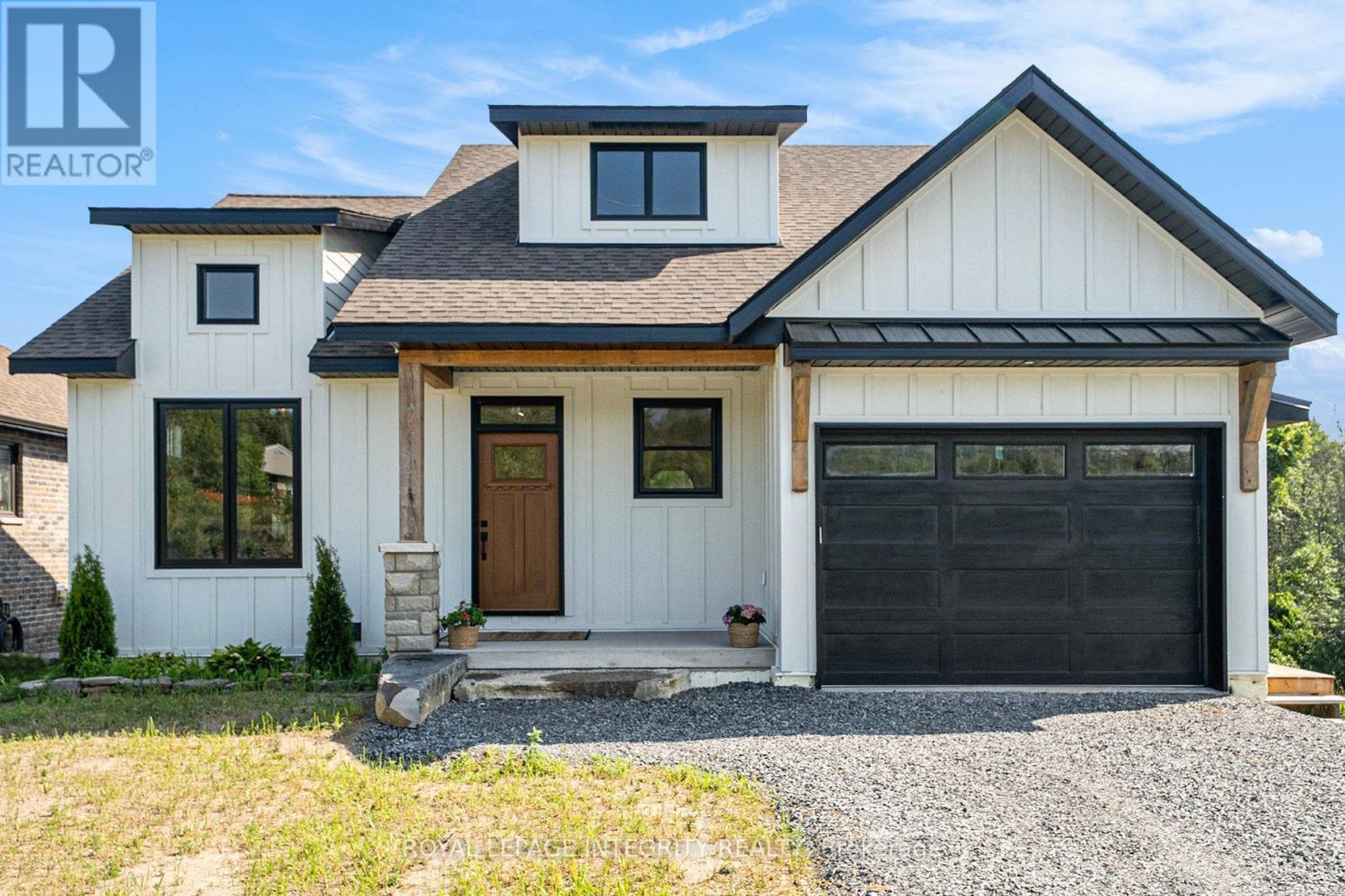 2 29 Whittlers Cove Ln, Rideau Lakes, ON K0G 1X0
