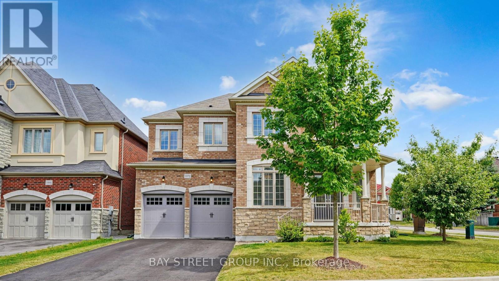 1070 Wilbur Pipher Cir, Newmarket, ON L3X 0A2