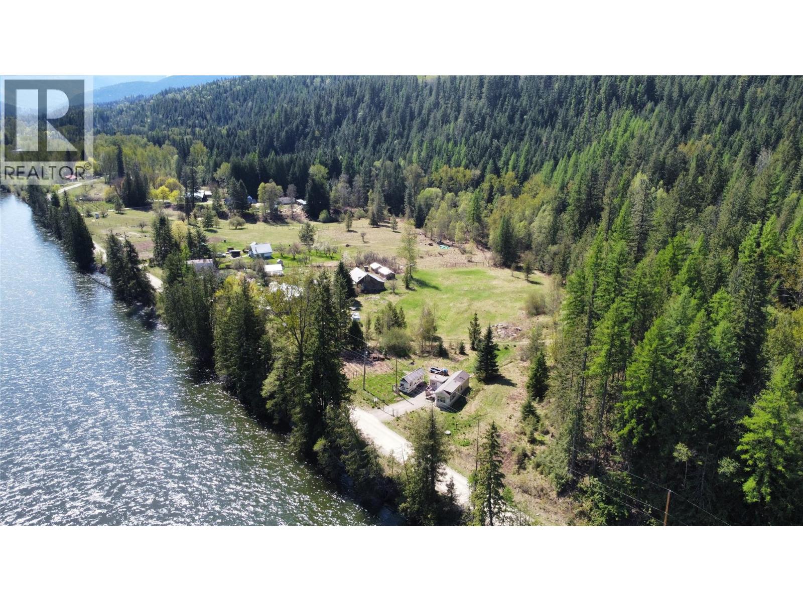2467 Slocan Valley West Rd, Slocan Park, BC V0G 2E0