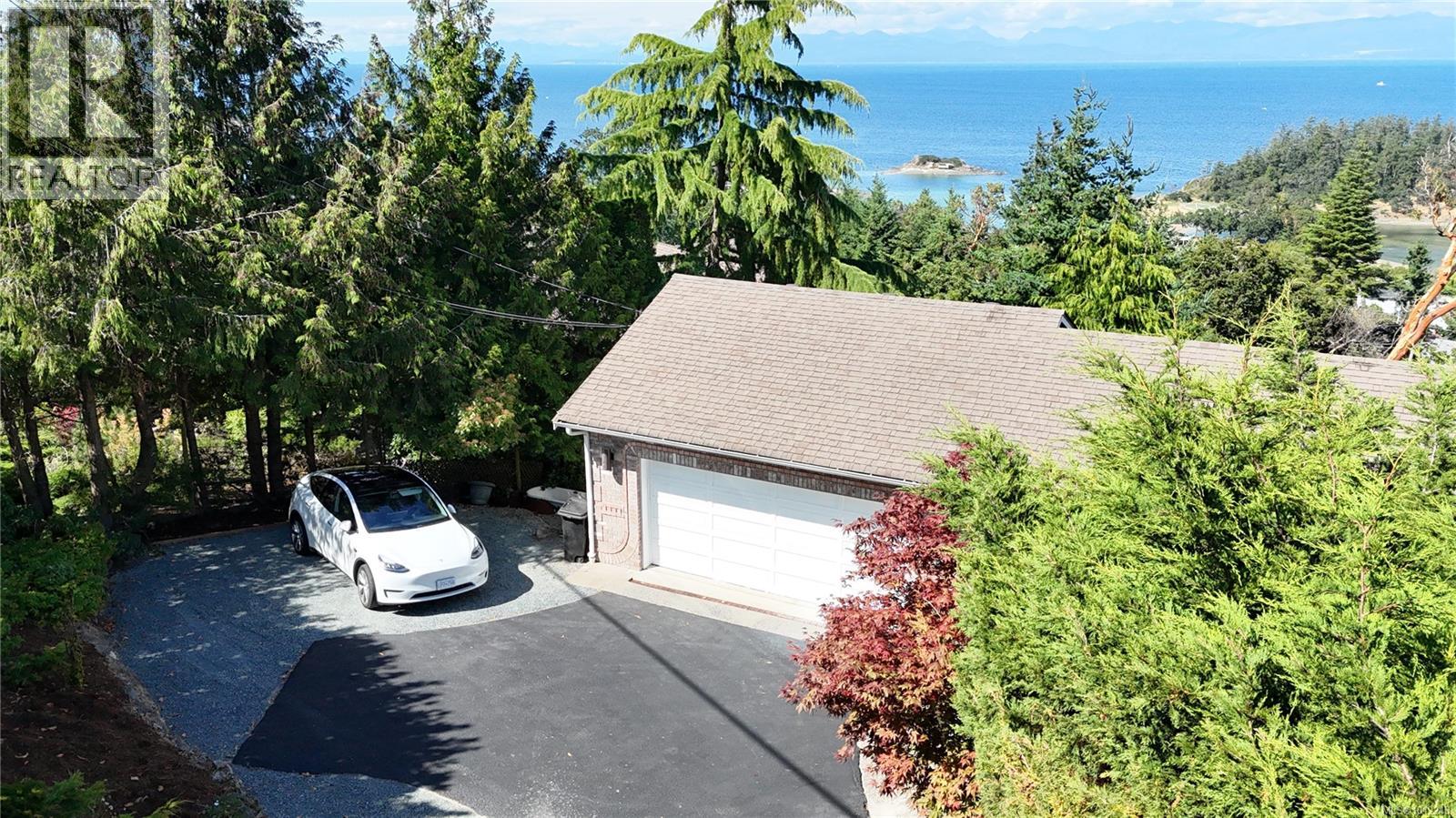 3640 Sundown Dr, Nanaimo, BC V9T 4H5
