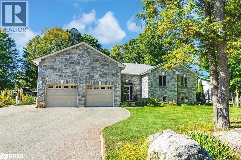 122 Trout Ln, Tiny, ON L9M 0J1
