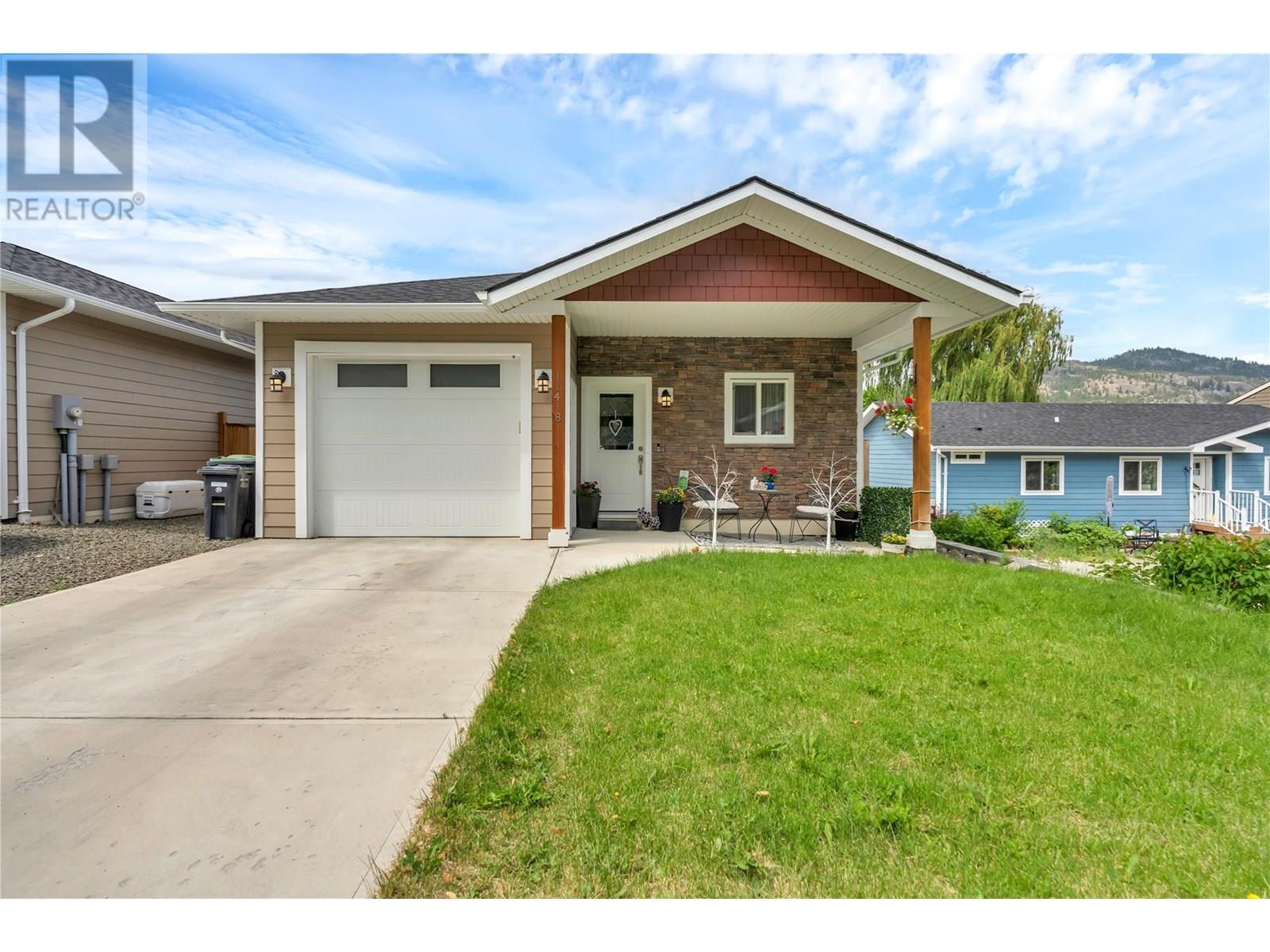 11418 Adams Ave, Summerland, BC V0H 1Z2