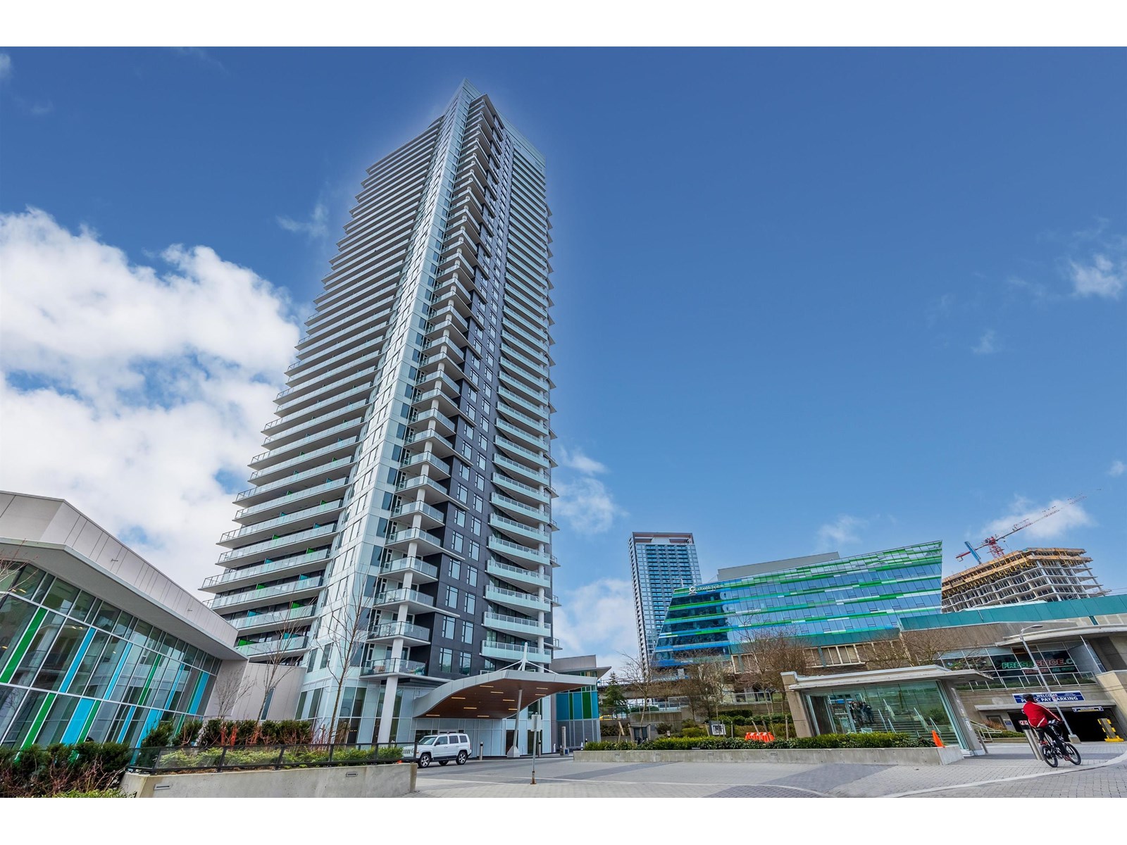 9887 Whalley Boulevard Unit 1105, Surrey, BC V3T 0P4